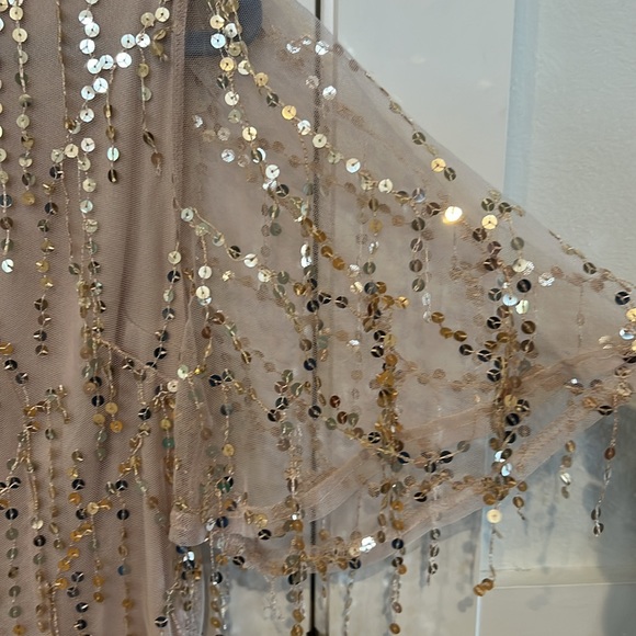 Dress - Picture 4 of 6